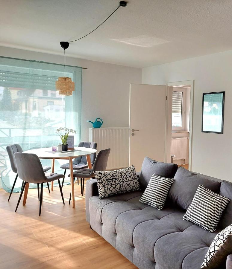 Moderne Wohnung Mit Vollausstattung In Ruhiger Lage, W-Lan Grossrohrsdorf المظهر الخارجي الصورة