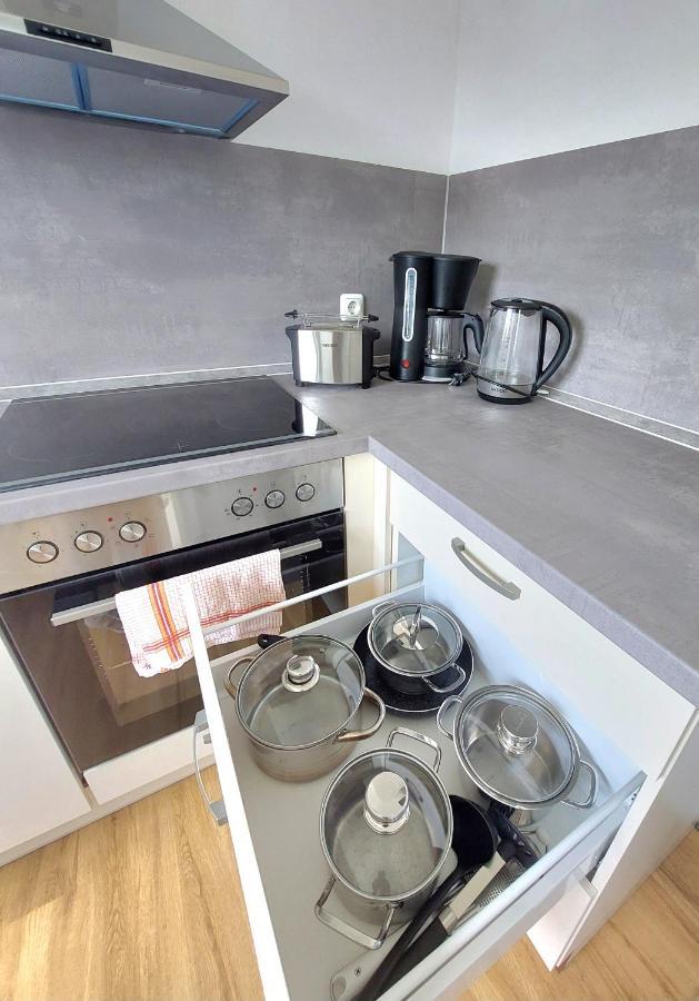 Moderne Wohnung Mit Vollausstattung In Ruhiger Lage, W-Lan Grossrohrsdorf المظهر الخارجي الصورة